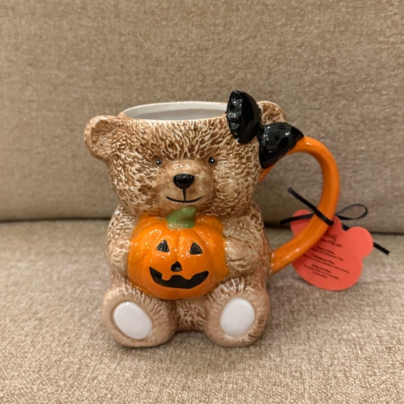 Teddy Bear With Bow Holding Pumpkin Halloween Mug Creepy Critters Brand New NWT - Picture 1 of 3